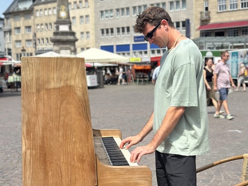 Bonn_piano_web